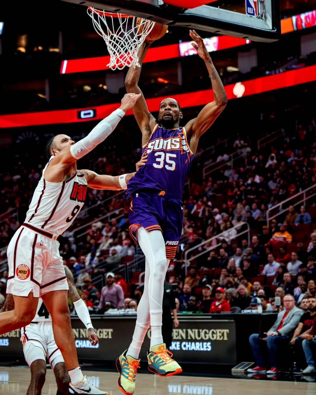 乐鱼官网包含杜兰特迎来五赛季出色发挥，日本队观众热烈欢呼！的词条